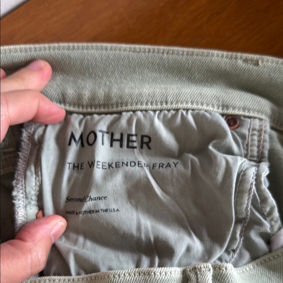 Mother Weekender Fray Jeans in Celery Color, Size30- Excellent Condition - Picture 3 of 12